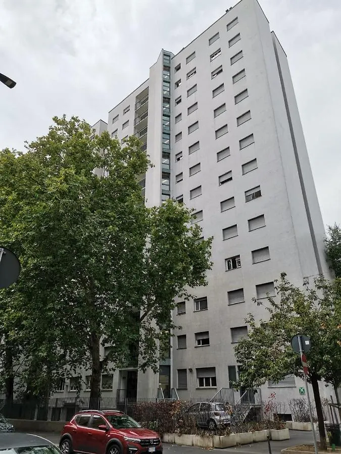For Students Only Cosy Ensuite Rooms At Galileo Galilei In Milan location